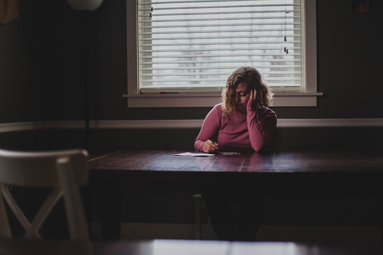 girl alone waiting for friends